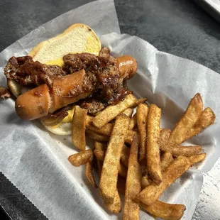 Hot Dog w/ Cajun Fries