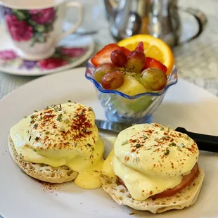 Eggs Benedict  @phidingthefam