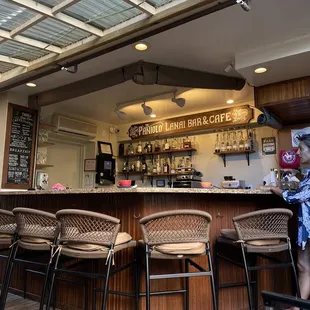such a cute bar, great drinks and friendly bartenders. make sure to get your welcome drink!