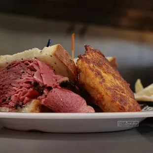 The Perfect Lunch!  It tastes as good or better than it looks!