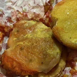 Fried chicken sandwich