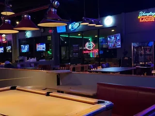 Greenies Sports Bar & Grill