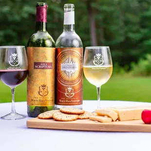 wine, cheese and crackers