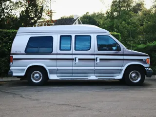 Hawaii Beach Campervans