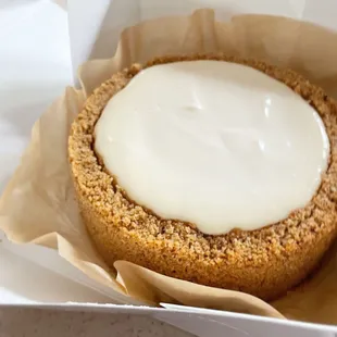 The Excellent Cheesecake - look at that crust! Yummy!