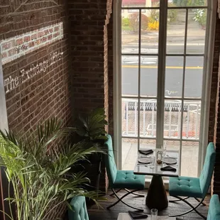 Cool vibe in the dining room.