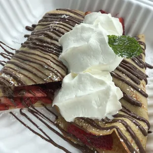 Strawberry Nutella crepes