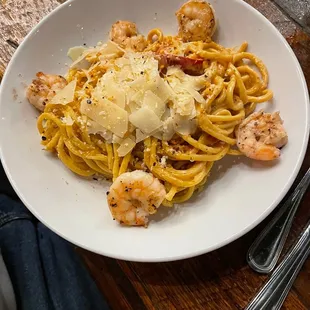 Shrimp pasta dish but can&apos;t remember the name