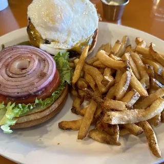 Classic Diner Cheeseburger