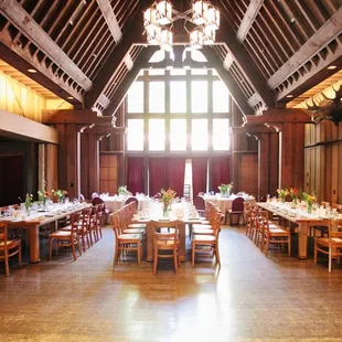 With up to a 200 person capacity, the Great Hall package is an ideal setting for private and corporate events.