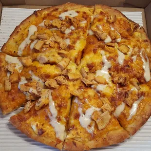 "Chicken Dip" Pizza