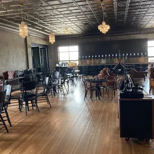 The Mai room. It's very inviting with comfortable seating.