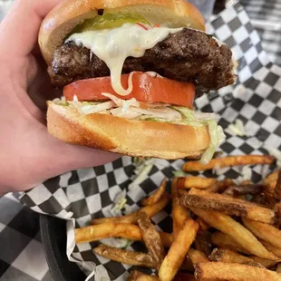 The Boss cheese burger with pepper jack cheese and endless fries!