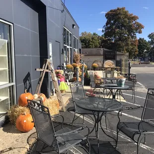 The Farm Table On 62