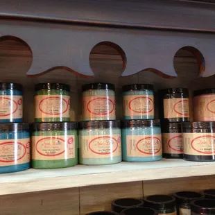 Dixie Belle Paint