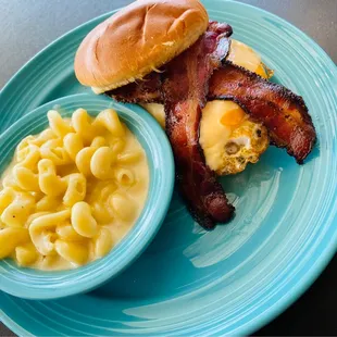Fried egg bodega with peppercorn bacon and fusilli Mac n cheese on the side