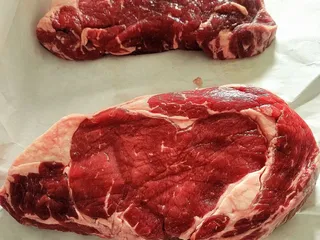 Pinzone's Market Fresh Meats