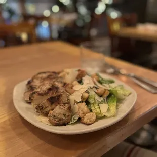 Sm Whole Leaf Caesar Salad with Grilled Chicken