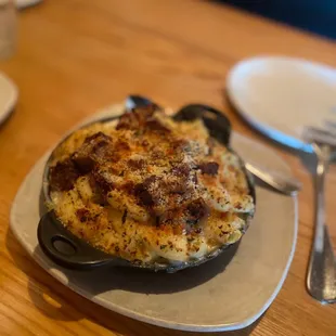 Tasteless Mac &amp; Cheese with dry brisket