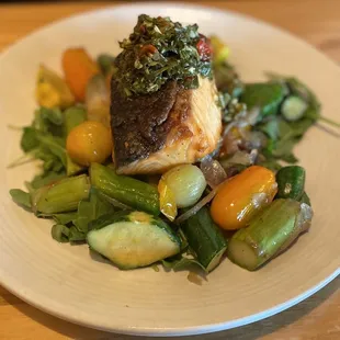 Salmon with grilled veggies