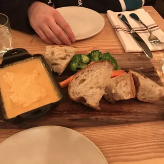 IPA & Cheddar Fondue