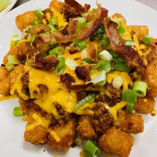 Loaded chili cheese tots