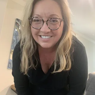 Gina R.