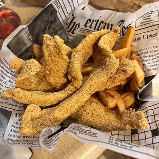 4-piece Pollock and fries. Delicious and more than enough to fill me up!