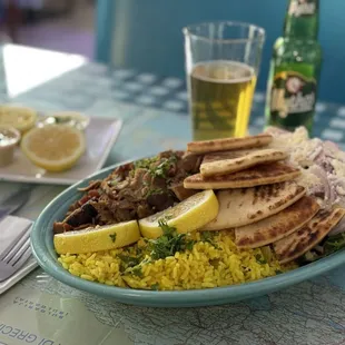 Gyro plate with salad