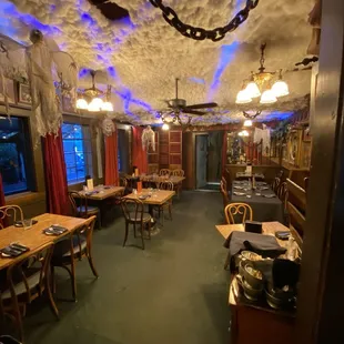 Back sitting area
