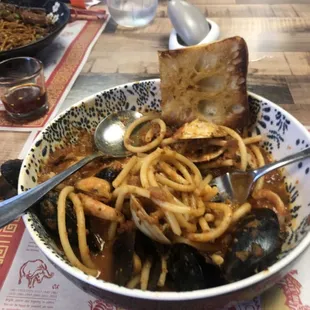 Seafood Puttanesca