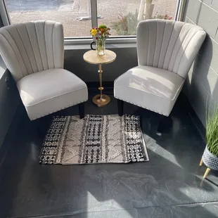 Chairs to sit and drink coffee and catchup!