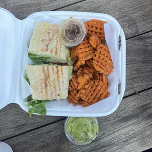 Turkey sandwhich with sweet potato fries