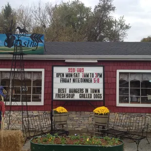 Says best burgers in town - opinions vary.