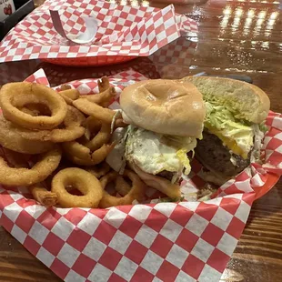 Feedlot burger and onion rings