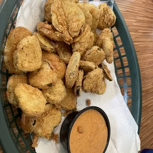 Fried pickles with spicy remoulade