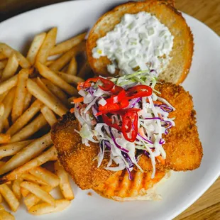 Chicago pub fish sandwich, chicago bar food