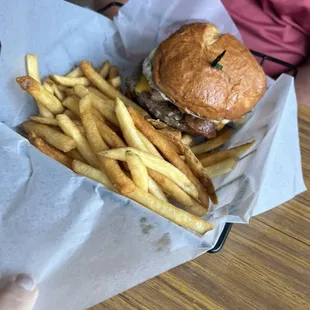 Carnivore burger
