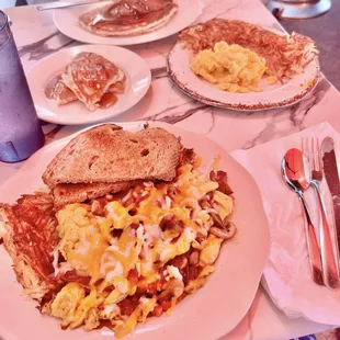 Scramble with toast &amp; hashbrowns