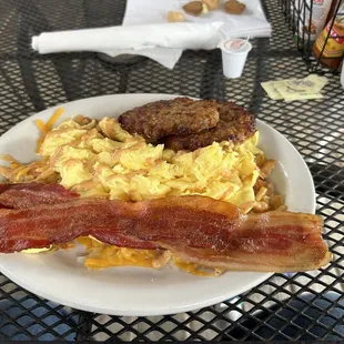 Eureka Hash and a side of bacon