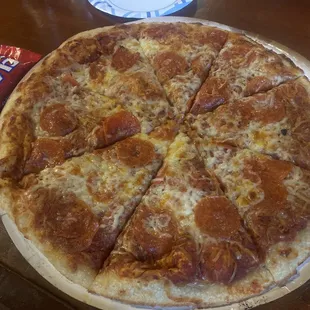 Pepperoni Papa Murphy&apos;s pizza, good!!!