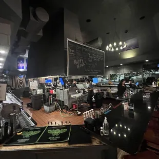 sushi and sashimi, interior