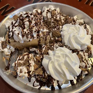 Avery Quinn's Peanut Butter Pie