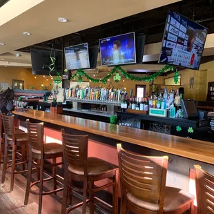 sushi and sashimi, interior