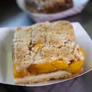 Peach Cobbler Bar