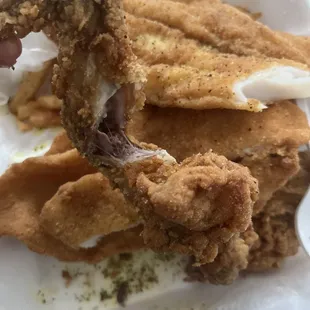 Chicken 3 Wings and 3 Fish Combo