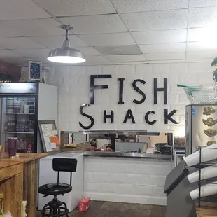 sushi and sashimi, interior