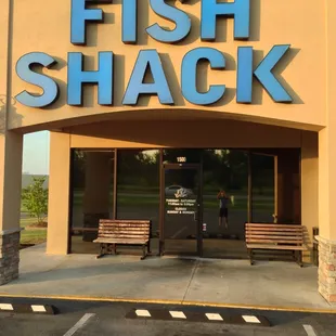 Fish Shack is undoubtedly the best place to eat seafood in the Tulsa area.