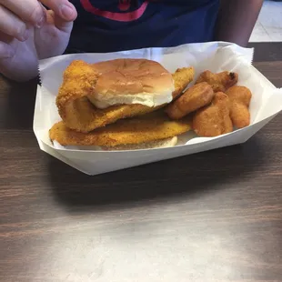 Catfish sandwich &amp; Mac &amp; cheese bites.