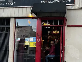 The Black Horse London Pub